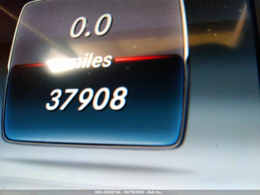 VIN WDC0G4JB1JV048771 2018 MERCEDES-BENZ GLC GLC 300