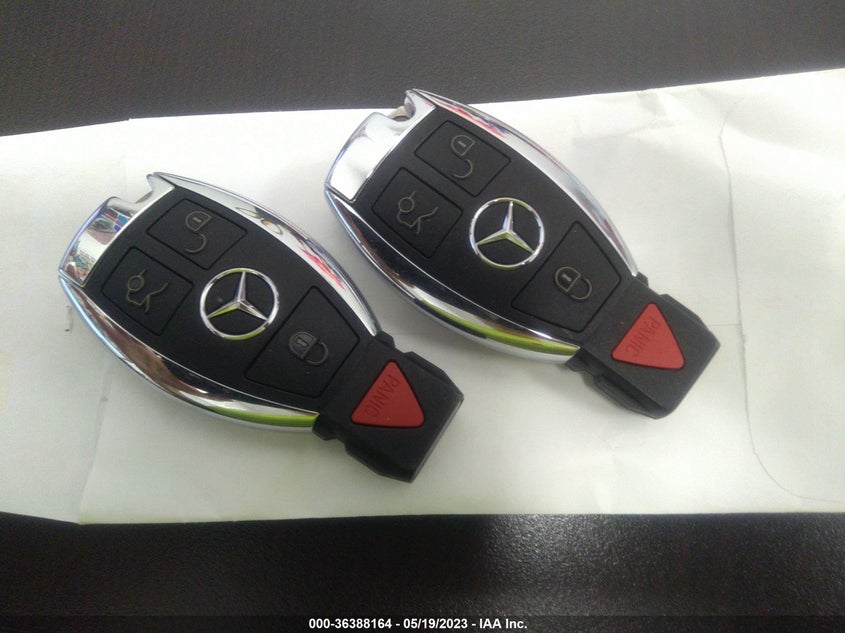 VIN WDC0G4JB1JV048771 2018 MERCEDES-BENZ GLC GLC 300