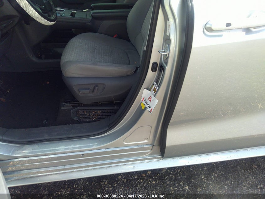 VIN 5TDBSKFC2MS003565 2021 TOYOTA SIENNA LE