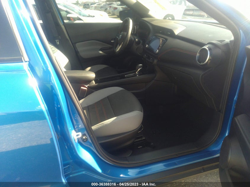 VIN 3N1CP5DV0ML555974 2021 NISSAN KICKS SR