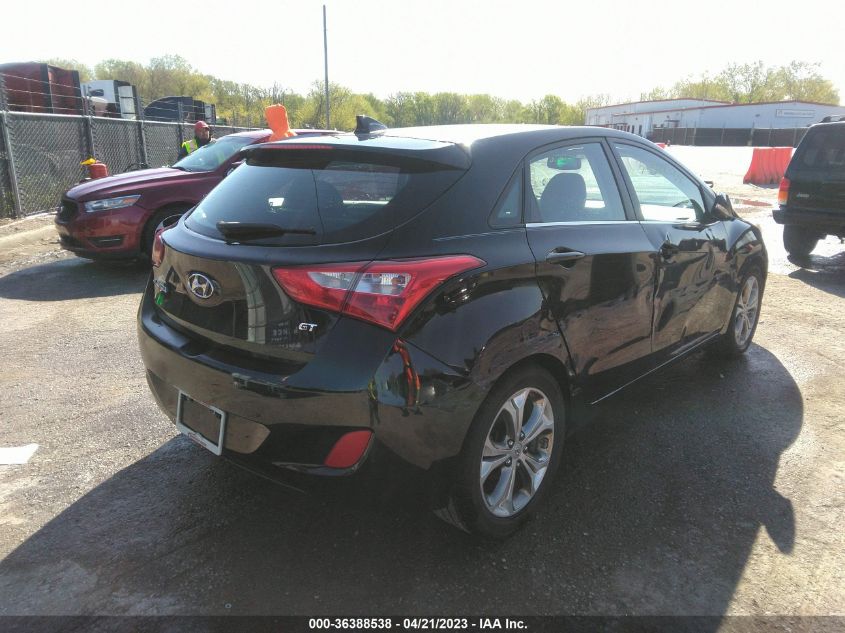 2013 HYUNDAI ELANTRA GT W/BLUE INT - KMHD35LE6DU048576
