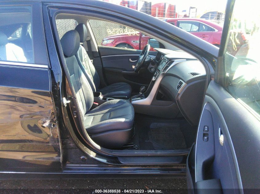 2013 HYUNDAI ELANTRA GT W/BLUE INT - KMHD35LE6DU048576
