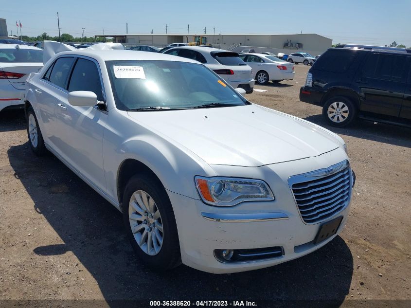 2013 CHRYSLER 300 - 2C3CCAAG1DH508635