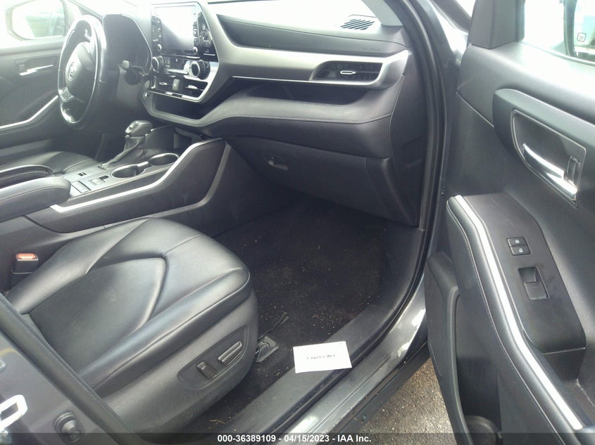 VIN 5TDGZRAH5MS515883 2021 TOYOTA HIGHLANDER XLE