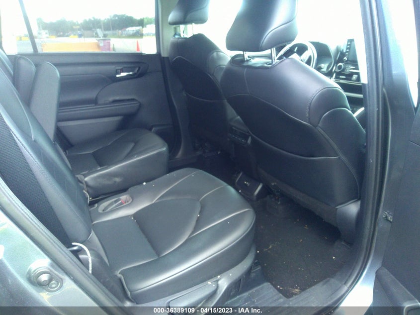 VIN 5TDGZRAH5MS515883 2021 TOYOTA HIGHLANDER XLE