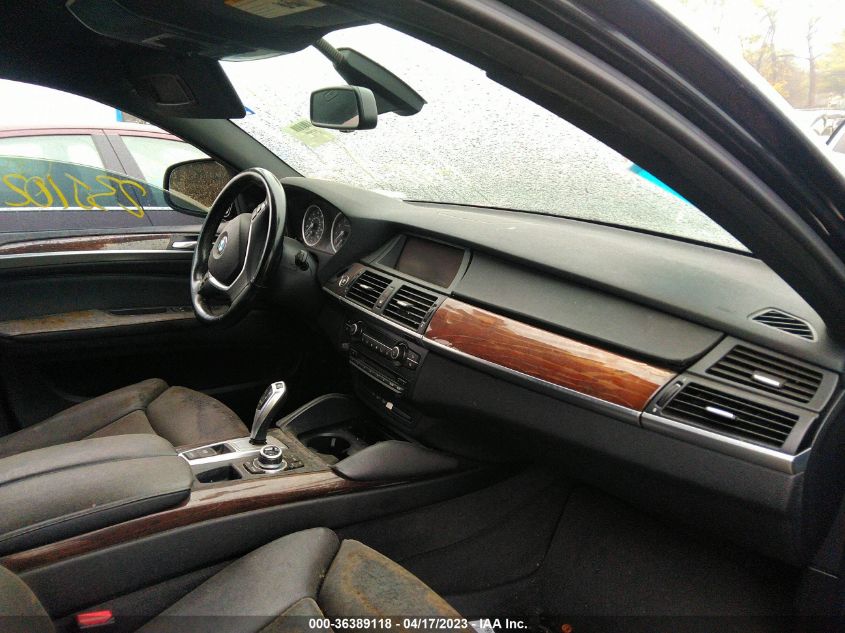 2013 BMW X6 XDRIVE50I - 5UXFG8C58DL591211