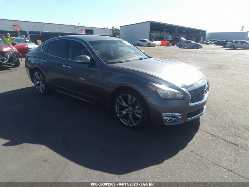 2016 INFINITI Q70 - JN1BY1AP2GM221110