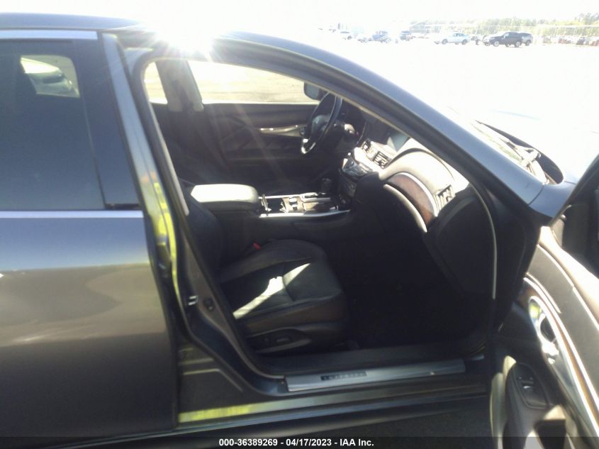 2016 INFINITI Q70 JN1BY1AP2GM221110