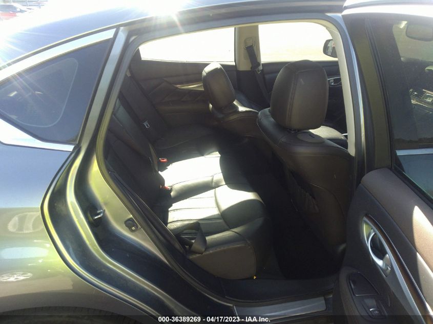 2016 INFINITI Q70 JN1BY1AP2GM221110