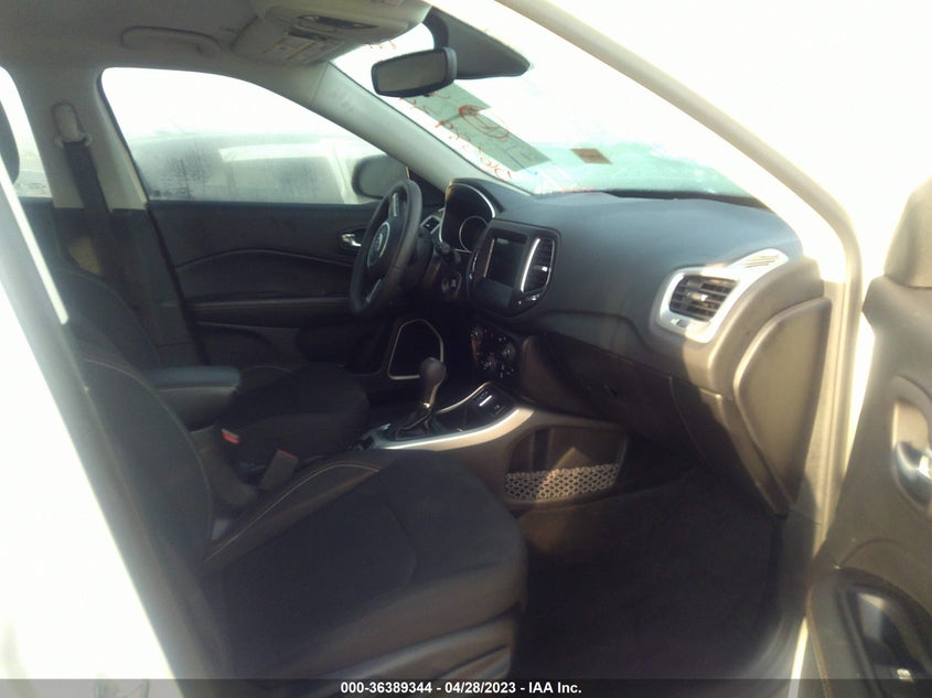 VIN 3C4NJCAB5KT679936 2019 JEEP COMPASS SPORT