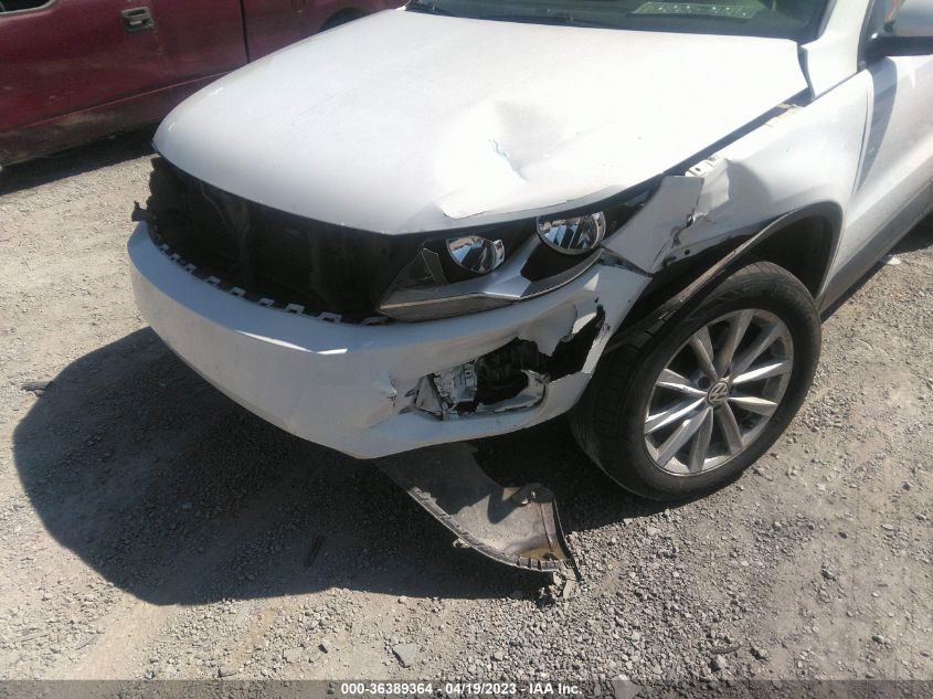 2017 VOLKSWAGEN TIGUAN - WVGBV7AX0HK045952