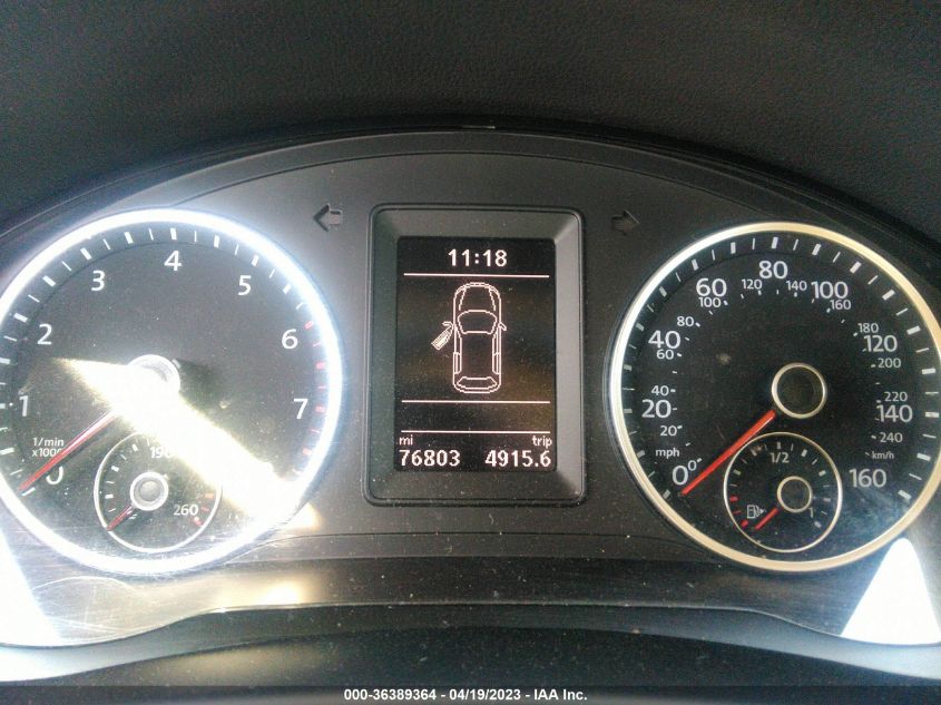 2017 VOLKSWAGEN TIGUAN - WVGBV7AX0HK045952