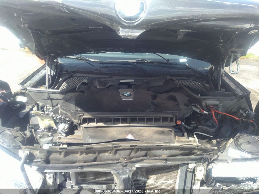 2014 BMW X5 XDRIVE50I - 5UXKR6C53E0C03899