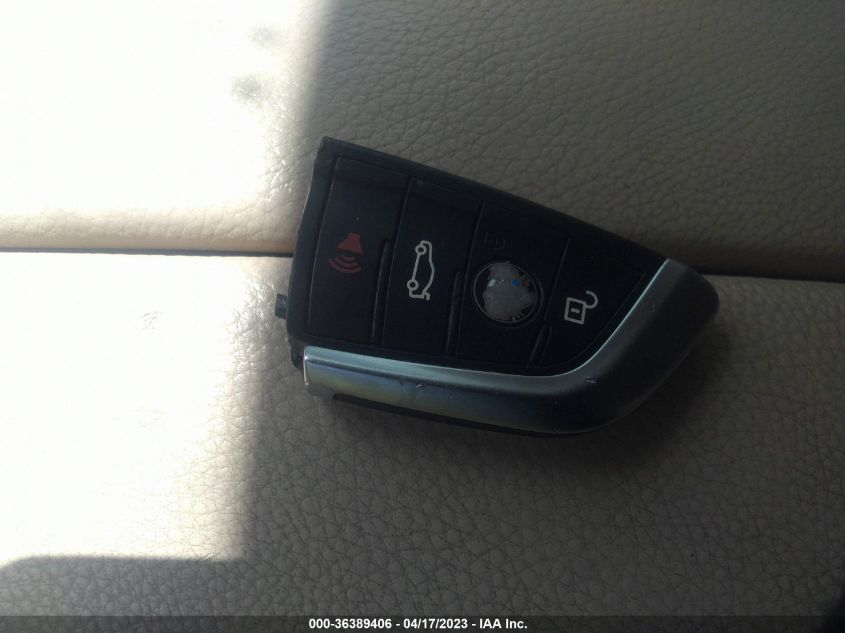 2014 BMW X5 XDRIVE50I - 5UXKR6C53E0C03899