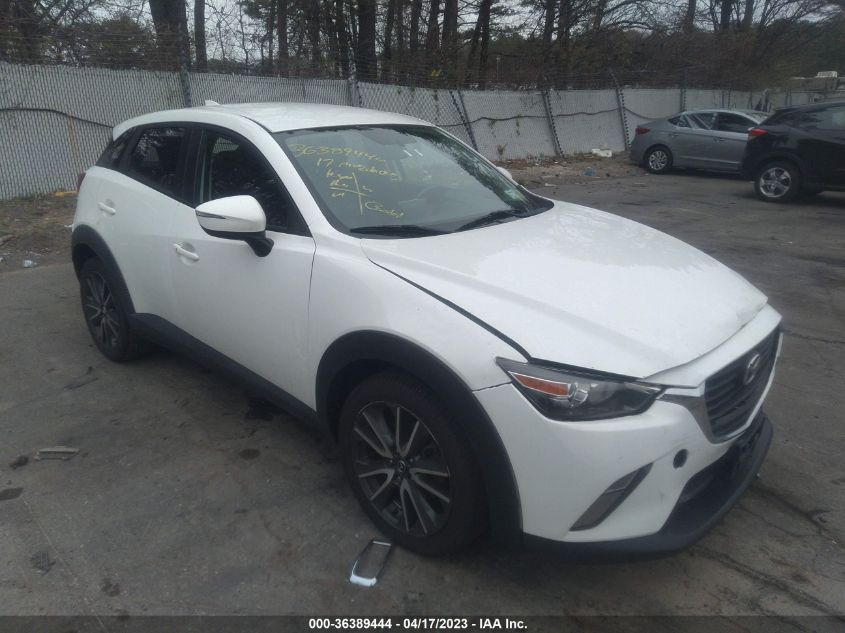 2017 MAZDA CX-3 TOURING - JM1DKFC75H0141682