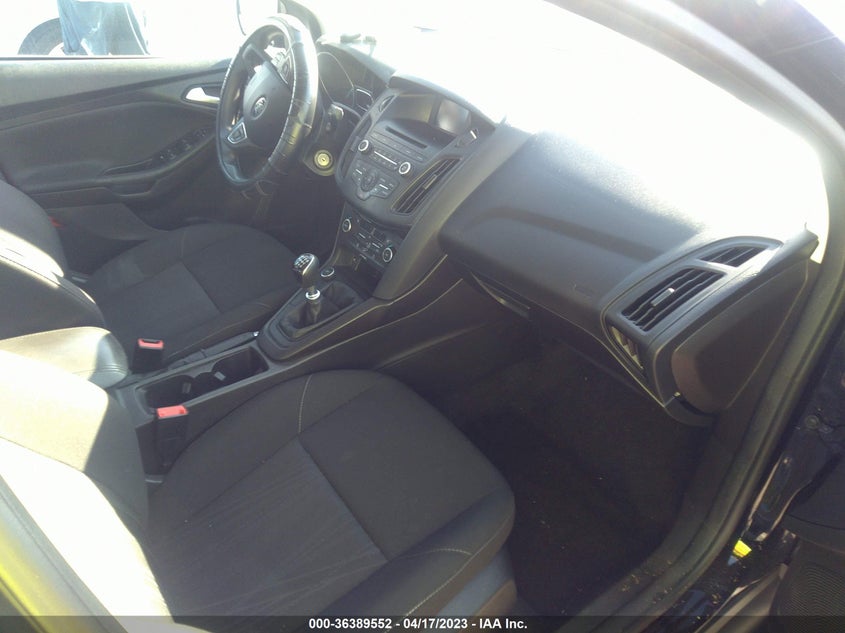 VIN 1FADP3FE6HL321509 2017 FORD FOCUS SE