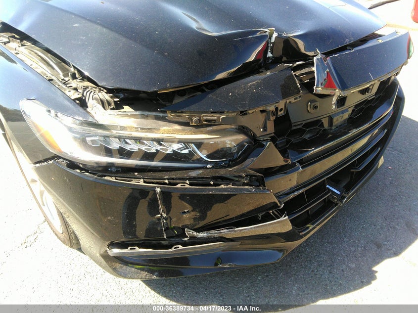 VIN 1HGCV1F14JA208481 2018 HONDA ACCORD SEDAN LX 1.5T