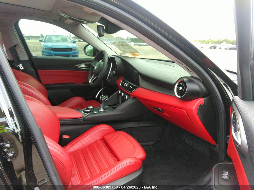 VIN ZARFAMBN3K7622678 2019 ALFA ROMEO GIULIA TI SPORT