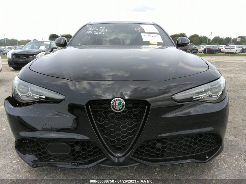VIN ZARFAMBN3K7622678 2019 ALFA ROMEO GIULIA TI SPORT
