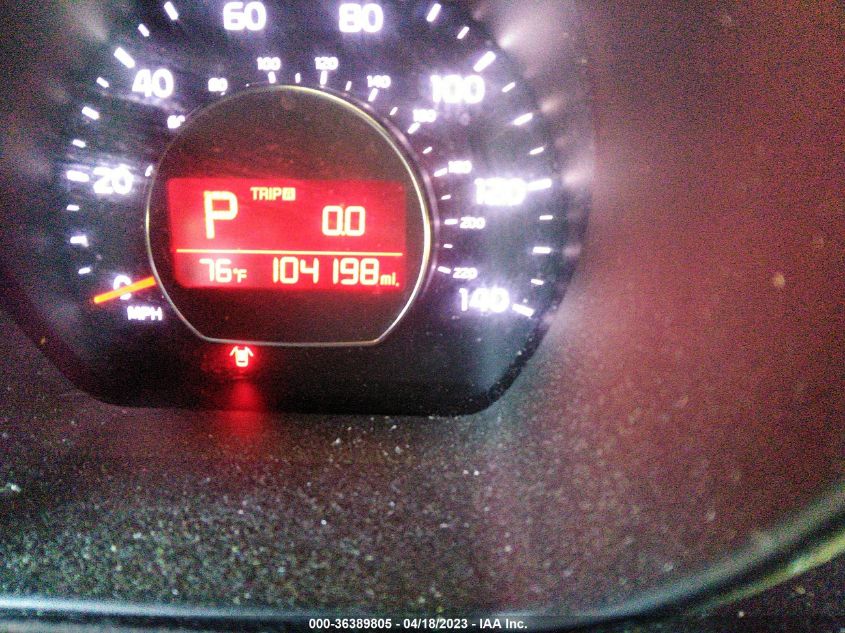 2016 KIA SOUL + - KNDJP3A56G7324924