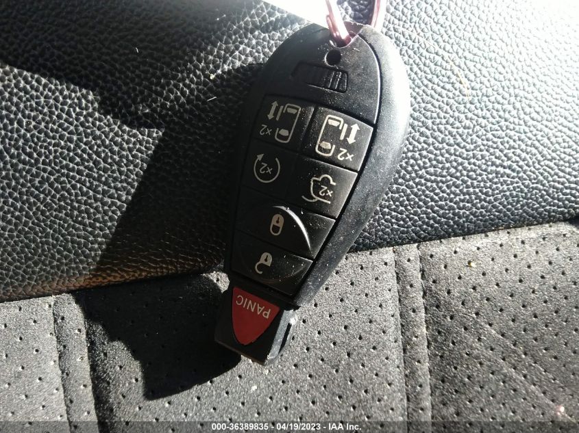 2020 DODGE GRAND CARAVAN SXT - 2C4RDGCG7LR177846