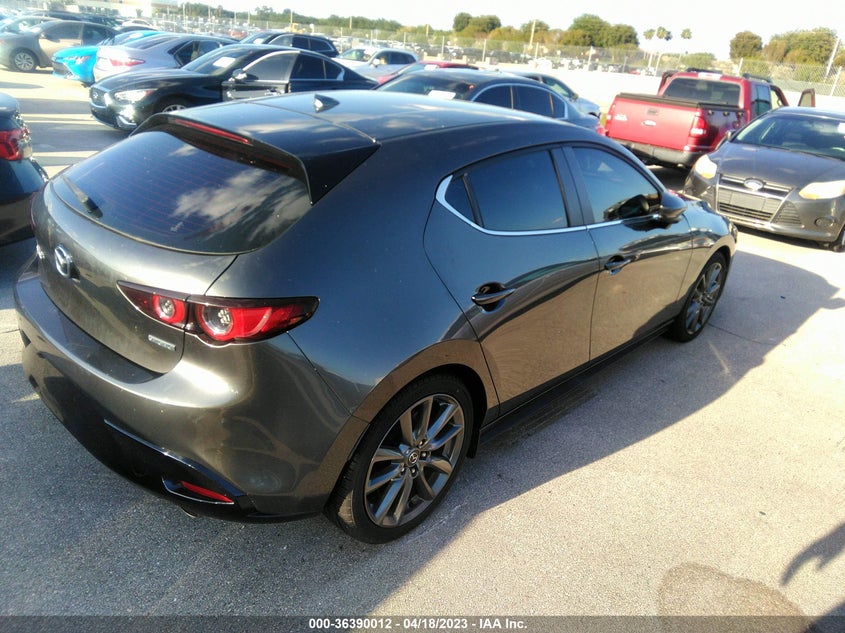 VIN JM1BPAMM8K1129785 2019 MAZDA MAZDA3 HATCHBACK W/PREFERRED PKG