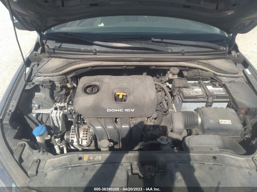 2017 HYUNDAI ELANTRA SE - KMHD74LF4HU117388