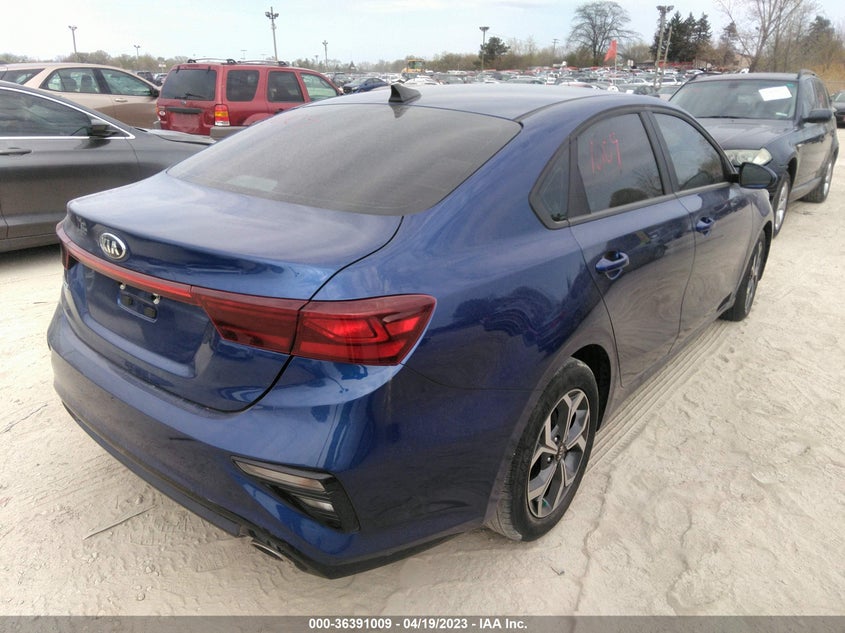 VIN 3KPF24AD7ME309359 2021 KIA FORTE LXS