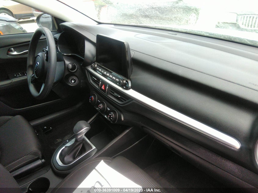 VIN 3KPF24AD7ME309359 2021 KIA FORTE LXS