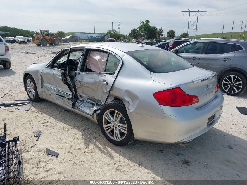 2015 INFINITI Q40 JN1CV6AP2FM501702