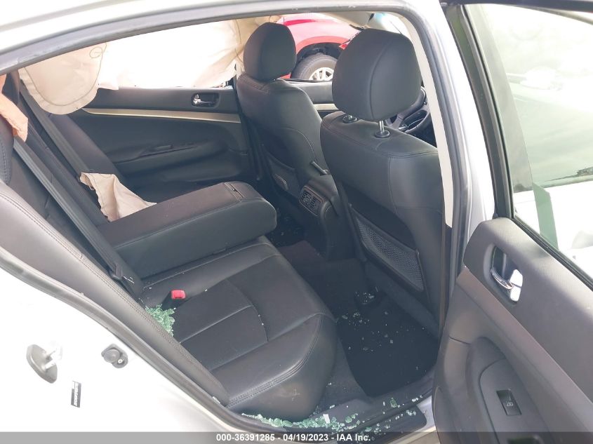 2015 INFINITI Q40 JN1CV6AP2FM501702