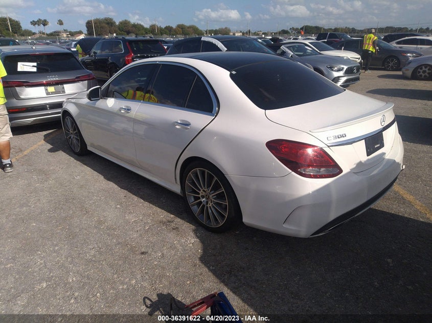 VIN WDDWF4JB8JR396200 2018 MERCEDES-BENZ C-CLASS C 300