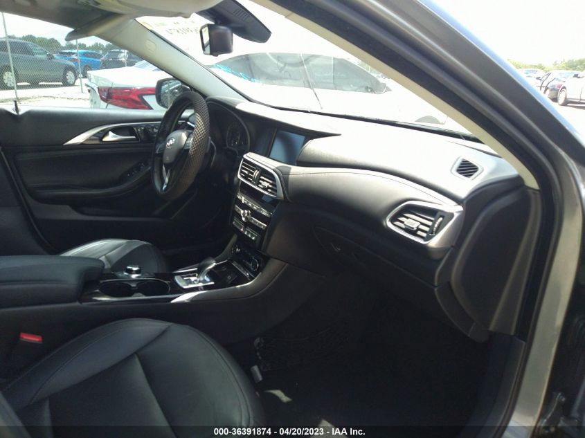 2018 INFINITI QX30 PREMIUM SJKCH5CP2JA053139