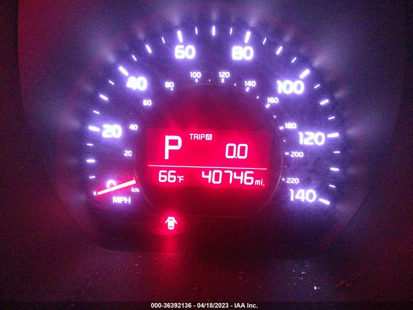 2014 KIA SOUL + - KNDJP3A57E7729493