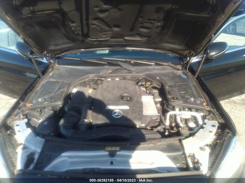 VIN 55SWF4JB1JU239039 2018 MERCEDES-BENZ C-CLASS C 300