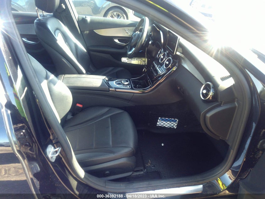 VIN 55SWF4JB1JU239039 2018 MERCEDES-BENZ C-CLASS C 300