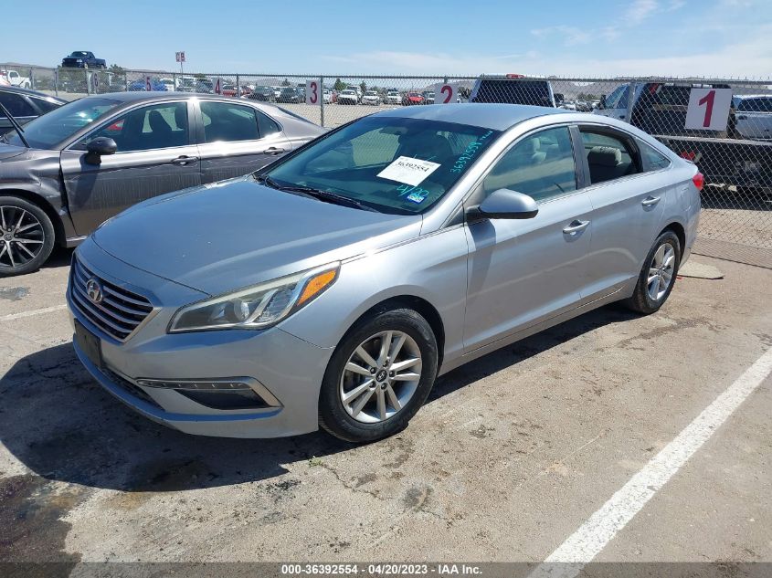 2015 HYUNDAI SONATA 2.4L SE - 5NPE24AF1FH066949