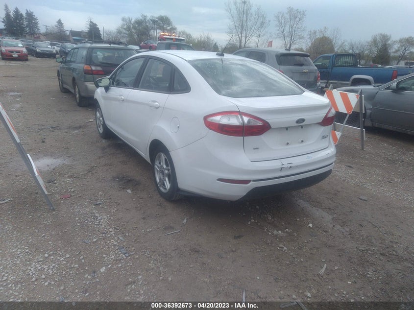 VIN 3FADP4BJ0HM129509 2017 FORD FIESTA SE