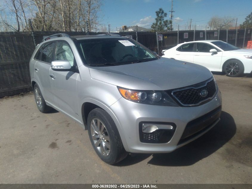 2013 KIA SORENTO SX - 5XYKWDA24DG388655