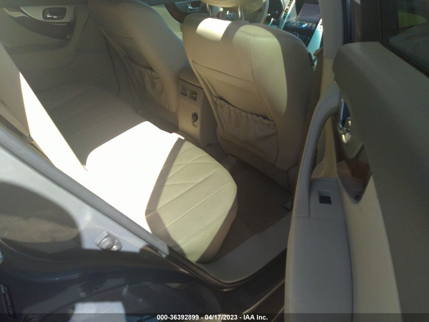 2014 INFINITI QX70 JN8CS1MU6EM451562