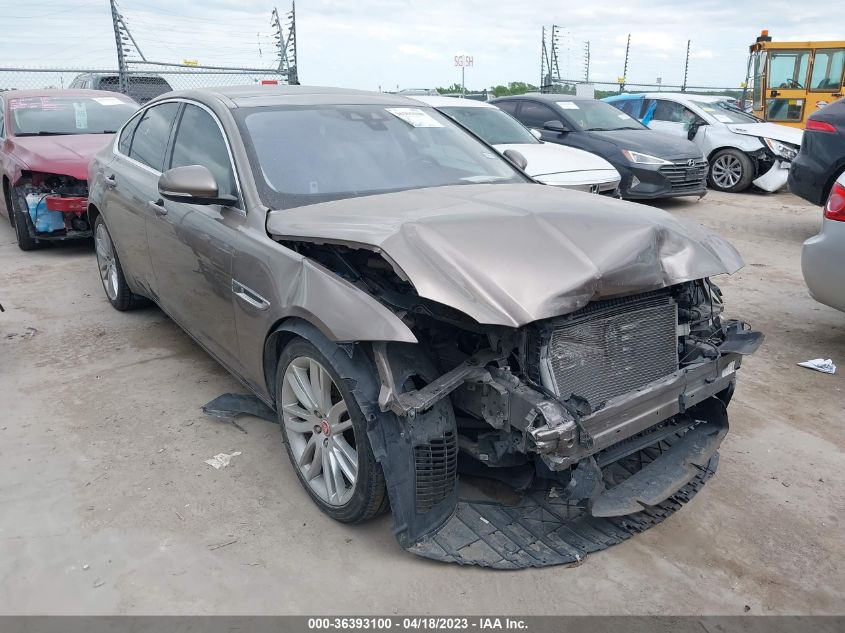 SAJBE4BV8HCY47242 JAGUAR XF 35T PRESTIGE 2017