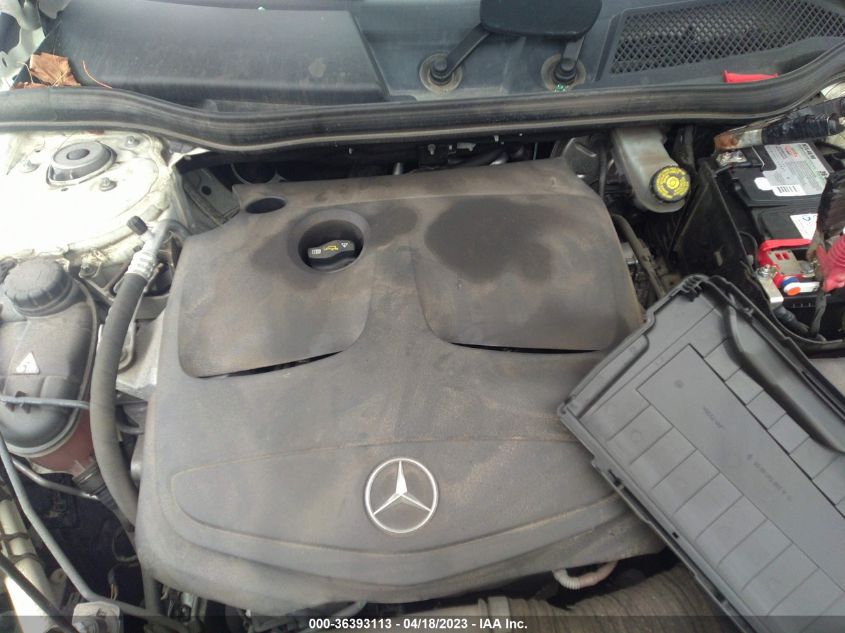 2015 MERCEDES-BENZ GLA-CLASS GLA 250 - WDCTG4GB7FJ185412