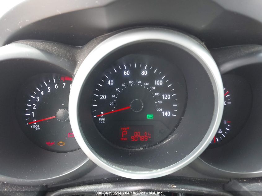 2013 KIA SOUL + - KNDJT2A62D7505562