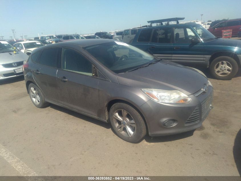 2013 FORD FOCUS SE - 1FADP3K29DL271582