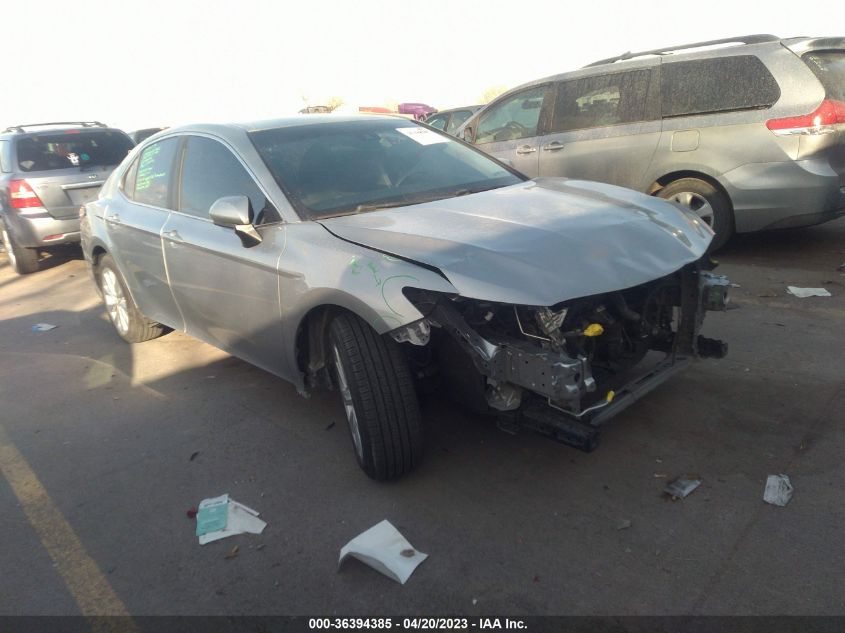 2018 TOYOTA CAMRY LE/SE/XLE/L - 4T1B11HK4JU658749