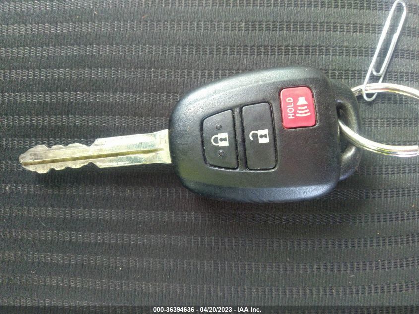 2015 TOYOTA RAV4 LE - JTMBFREV1FD149681