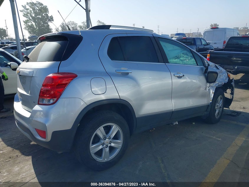 VIN KL7CJLSB7HB141929 2017 CHEVROLET TRAX LT