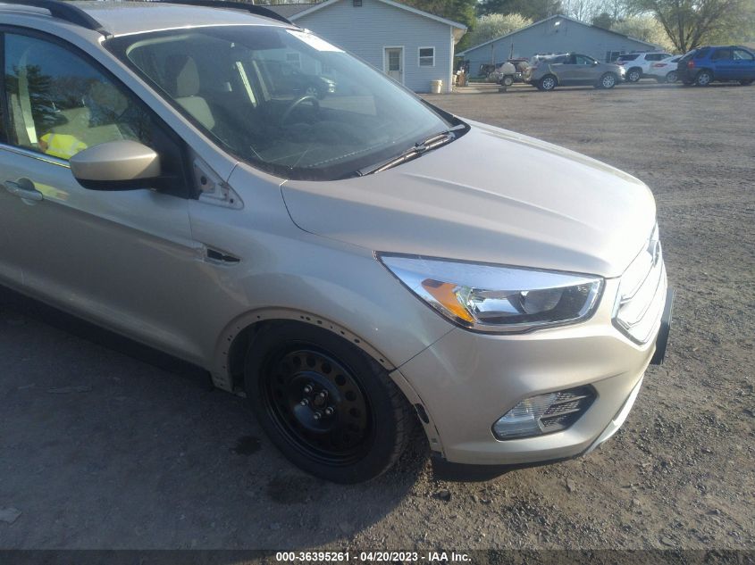 2018 FORD ESCAPE SE - 1FMCU0GD4JUD27324