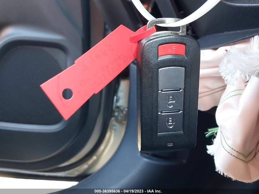 2018 MITSUBISHI OUTLANDER ES/SE/SEL/LE - JA4AZ3A35JZ070945