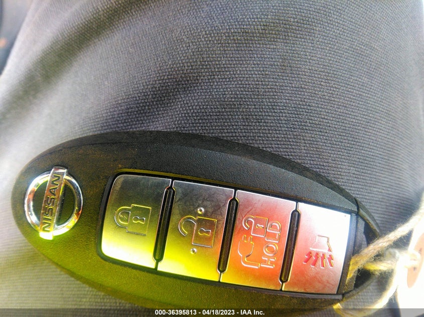 VIN 1N4BZ0CP3HC300977 2017 NISSAN LEAF SV